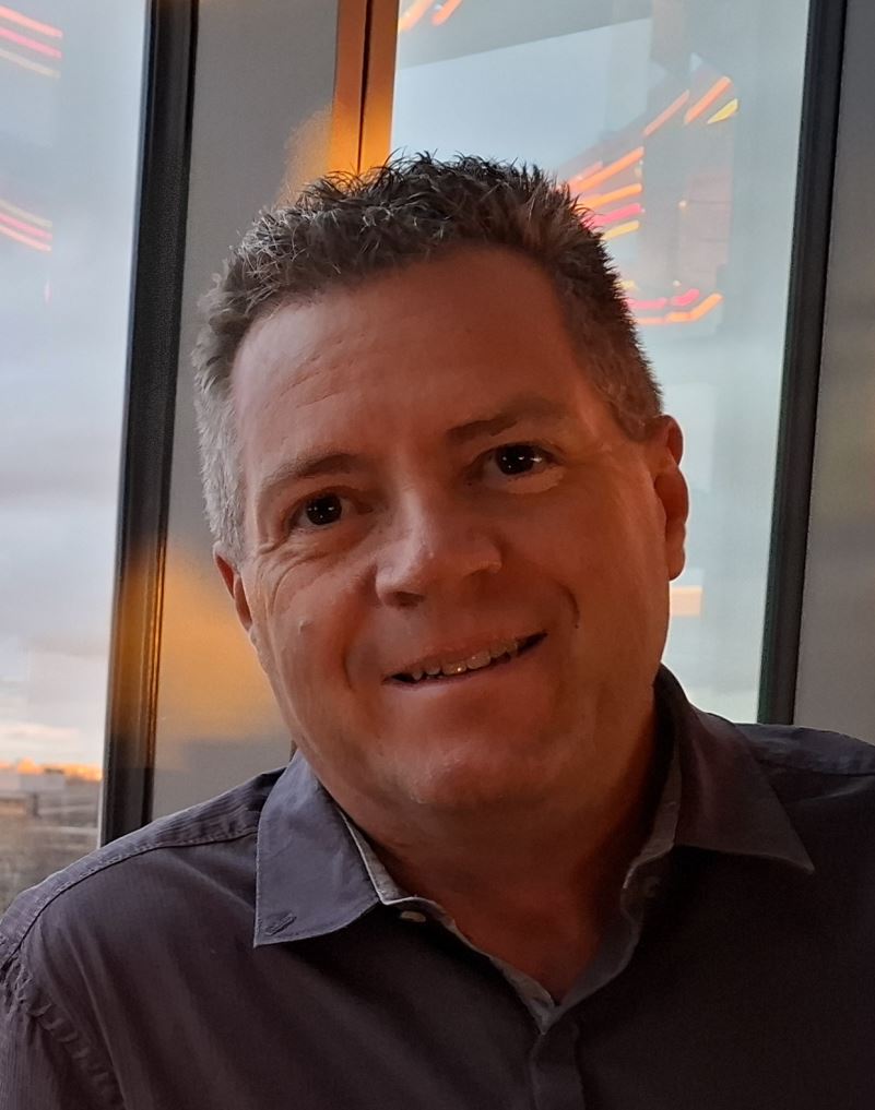 Dr. phil. nat. DIRK FEIDEN